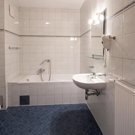 Workers Castle Fuer Besten Monteure Aparthotel 3*
