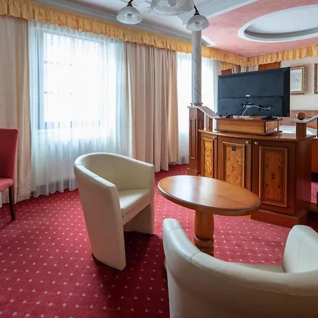 Aparthotel Workers Castle Fuer Besten Monteure