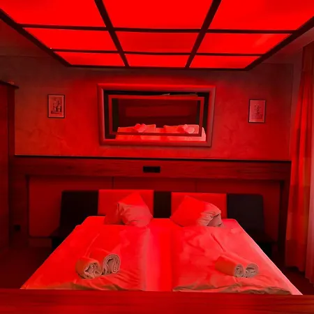 Workers Castle Fuer Besten Monteure 3*