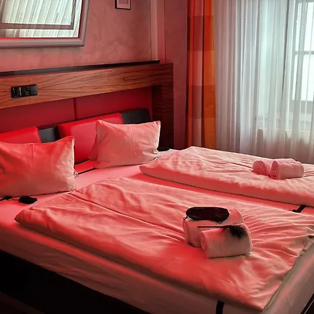 Workers Castle Fuer Besten Monteure 3*