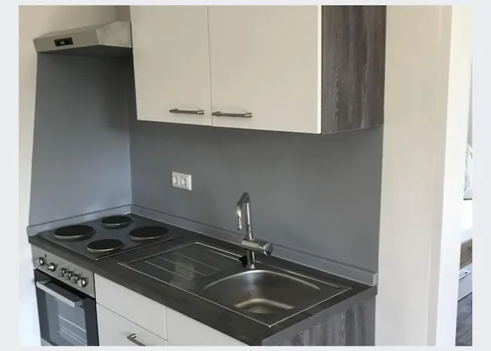 Апарт-отель Workers Castle Fuer Besten Monteure Санкт-Михель-ин-Оберстайермарк