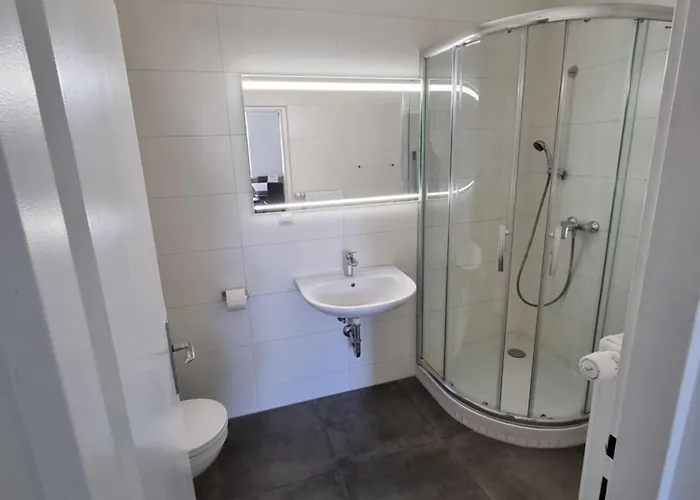 Workers Castle Fuer Besten Monteure 3*