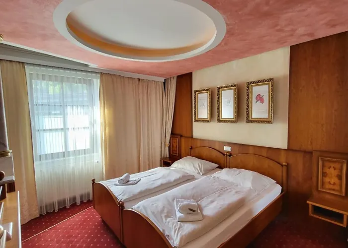 Workers Castle Fuer Besten Monteure Санкт-Михель-ин-Оберстайермарк